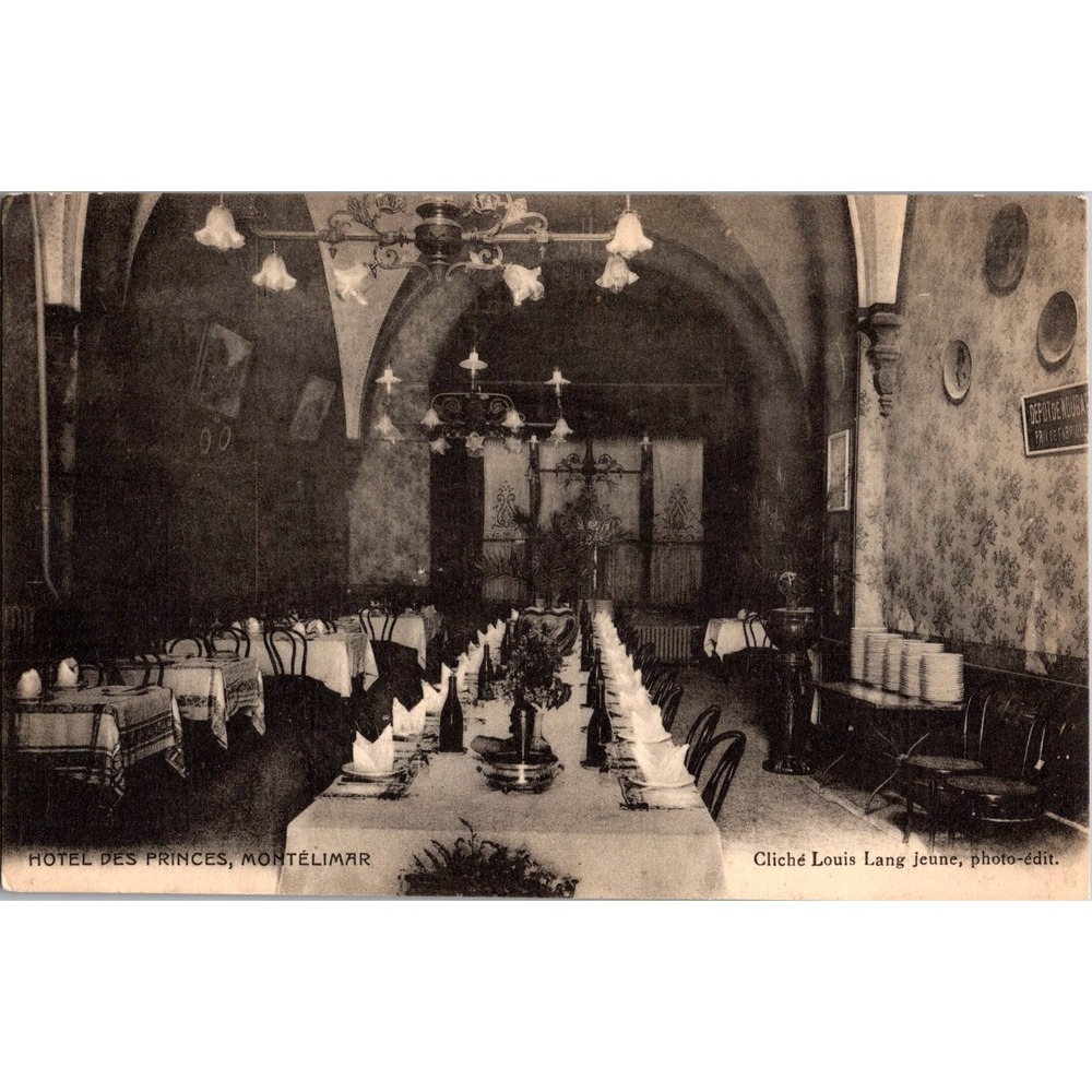 Vintage Hotel des Princes Montélimar Dining Room French‎ Postcard